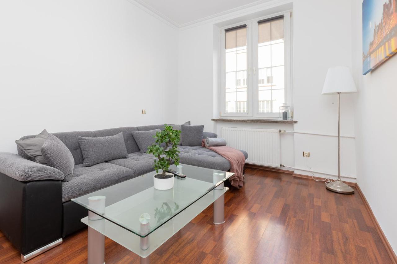 Weglarska Old Town By Renters Gdansk
